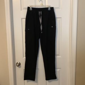 Figs- Cargo scrub pants in Black